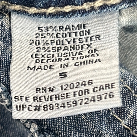 Wallflower Blue Boot Cut Jeans with Vintage-Inspired Wash, Size 5 Curvy - Picture 6 of 7